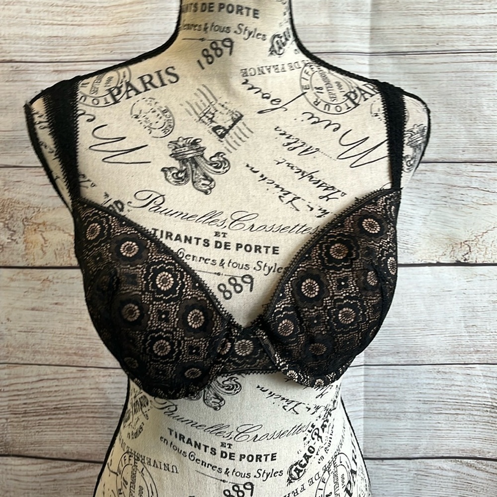 Aerie “Real Happy” Demi Bra Black Lace Underwire Lightly Lined Size 34DD